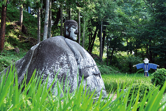 万治の石仏 | _建築・土木 | _建築・土木 | トリップアイデア | Go
